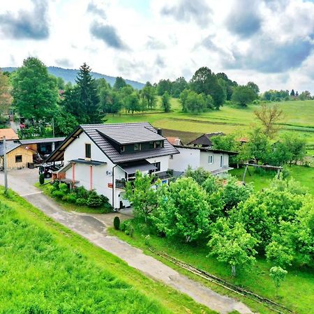Apartman Leona Rakovica Buitenkant foto