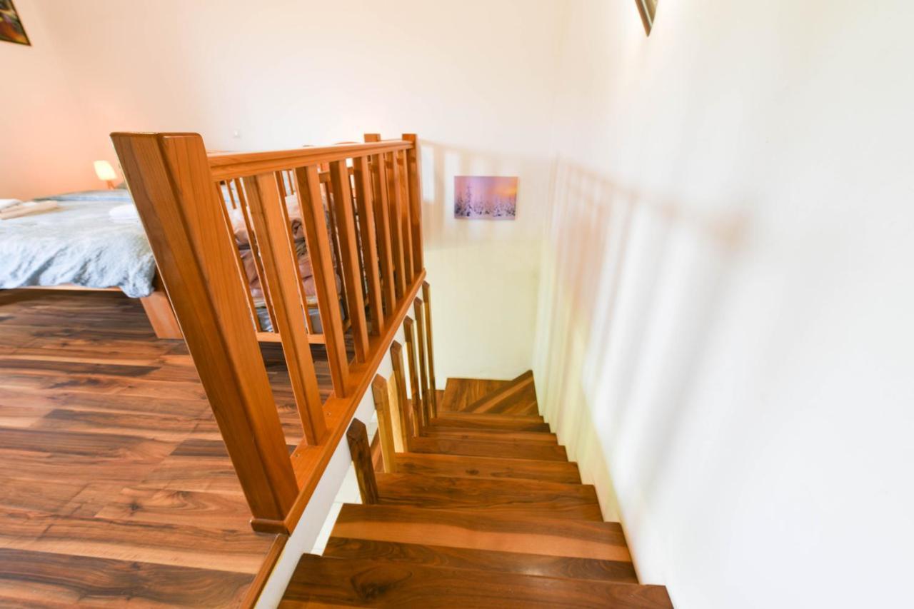 Apartman Leona Rakovica Buitenkant foto